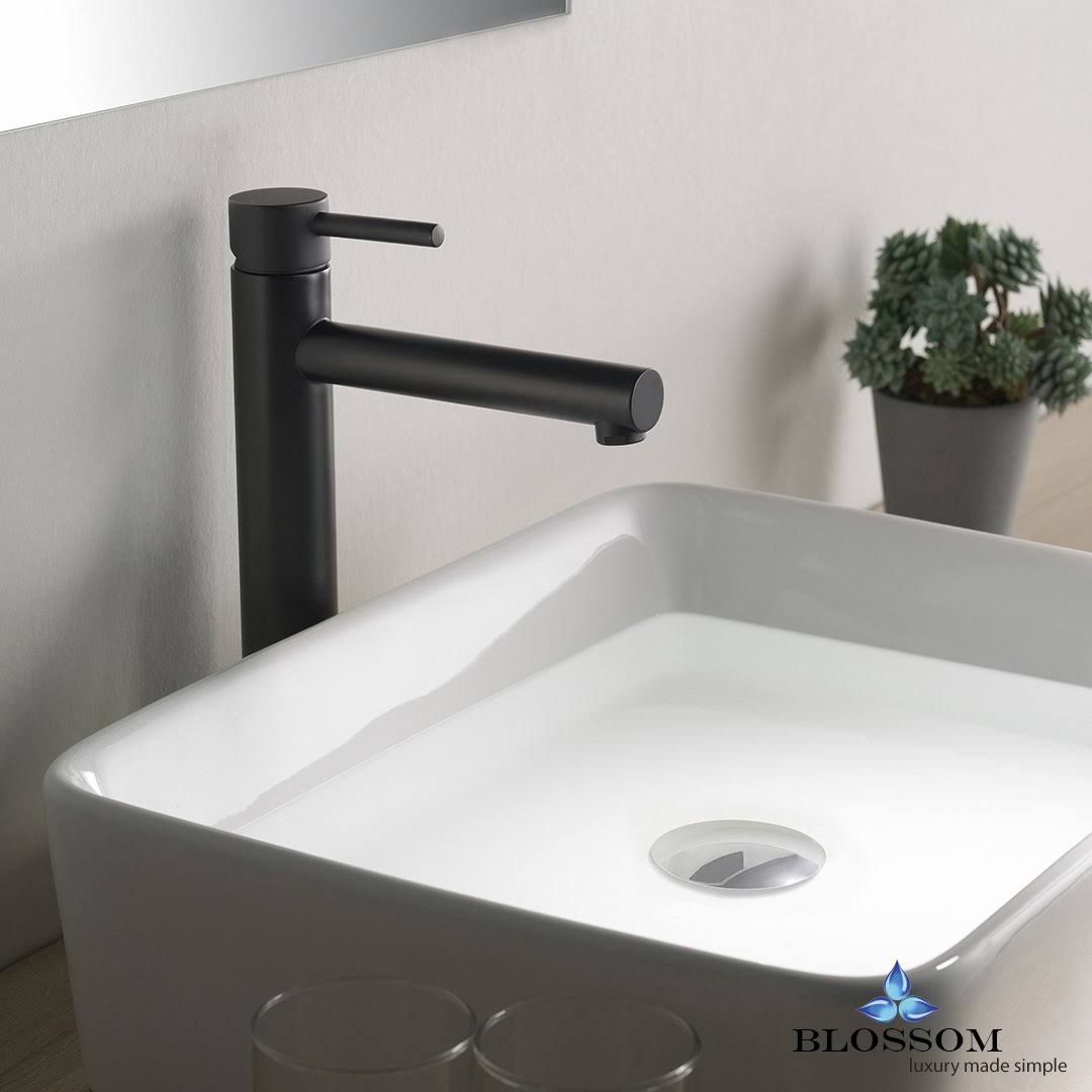 Chrome Single Handle Lavatory Faucet Y9242