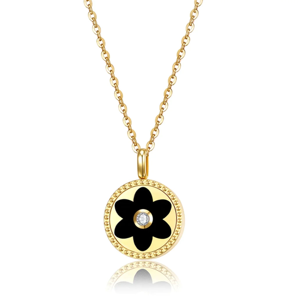 18k Yellow Gold Diamond Black Agate Necklace W945