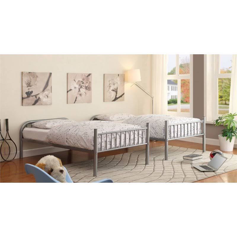 Twin Over Twin Metal Bunk Bed in Silver O91410