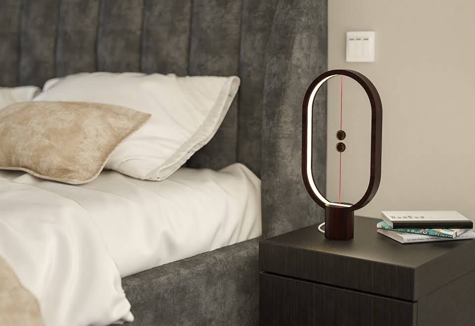Dark Wood Balance Lamp Y68524