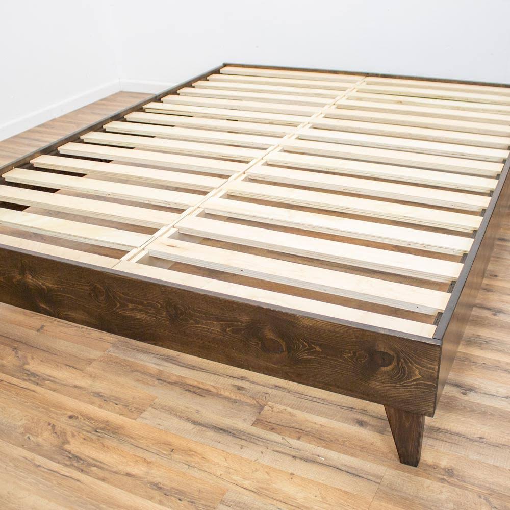 Platform Bed Frame I710147