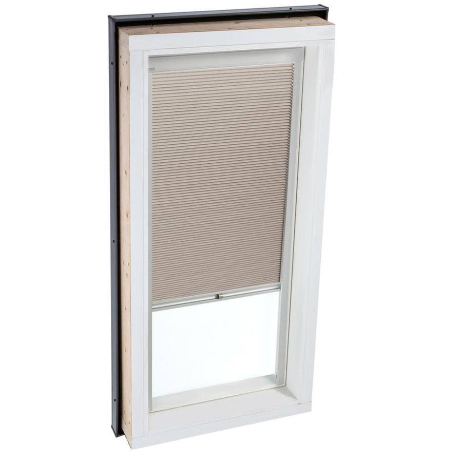 White Manual Double Pleated Blind P526