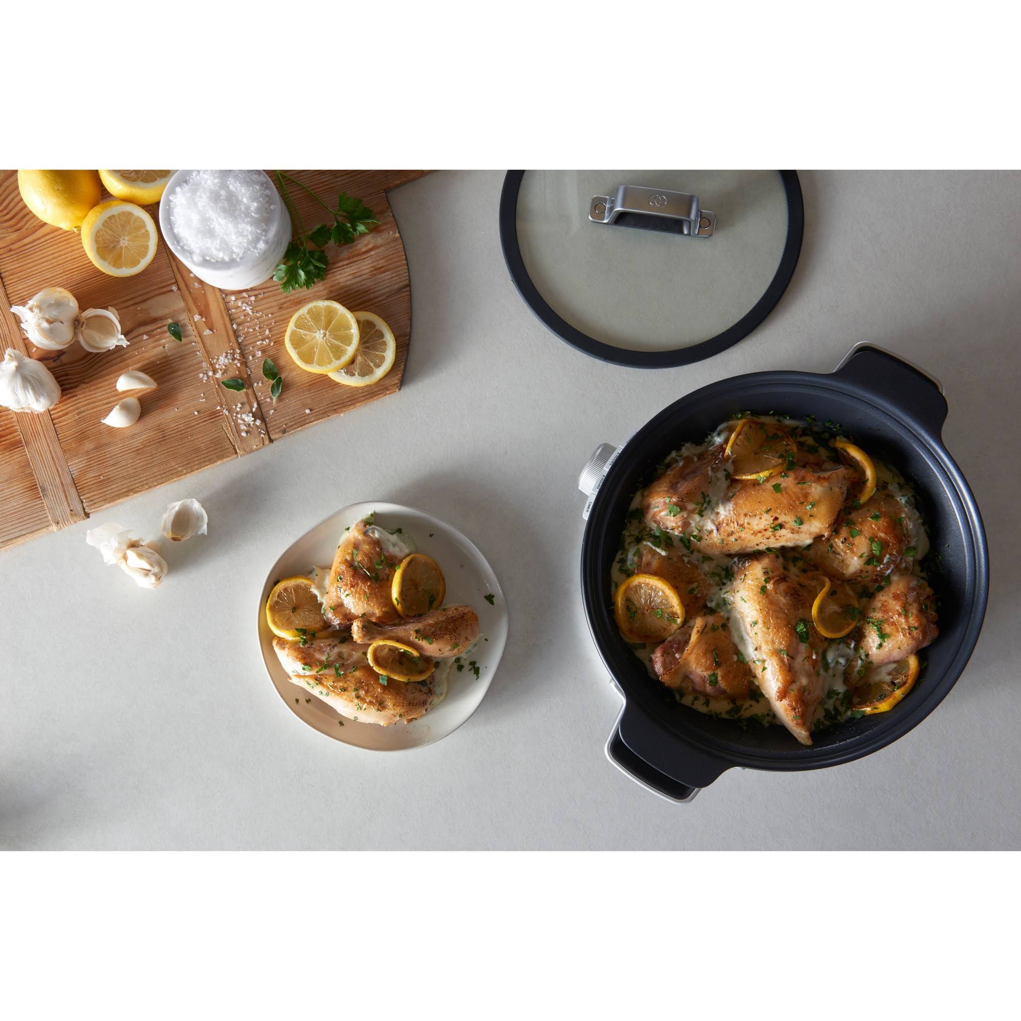 Matte Black Slow Cooker Q88336
