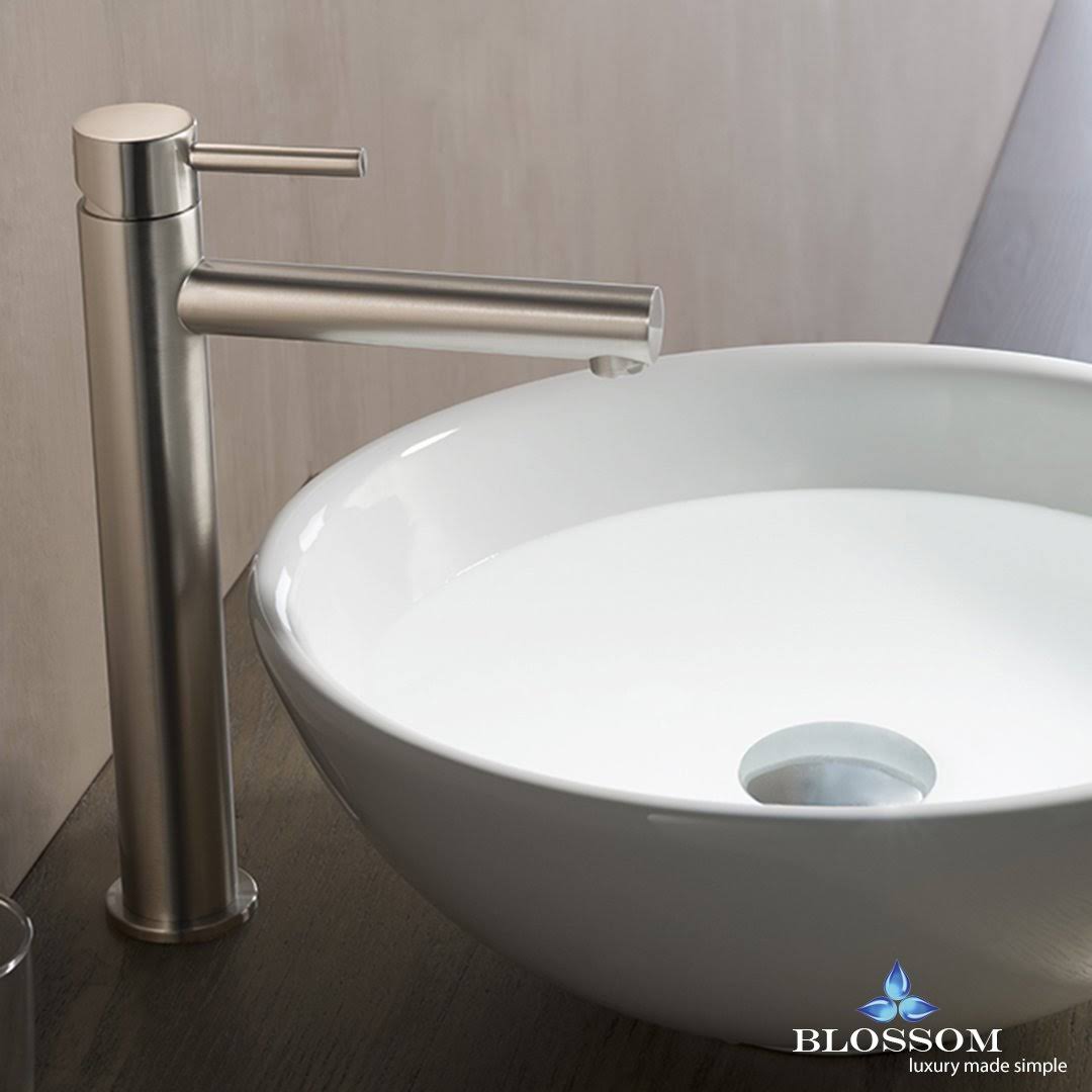 Chrome Single Handle Lavatory Faucet Y9242