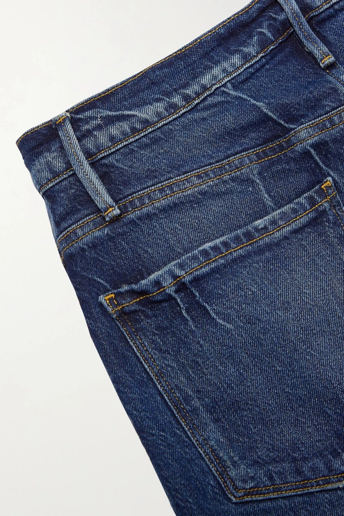 Slender Straight Freedman Size 25 X767