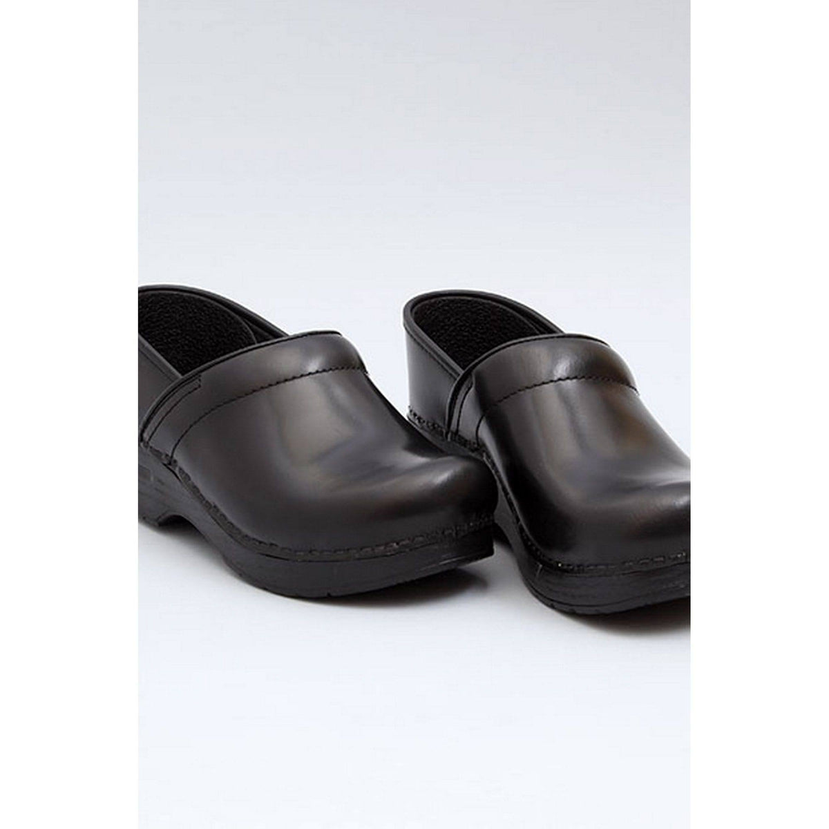 Black Cabrio Professional Shoes F263