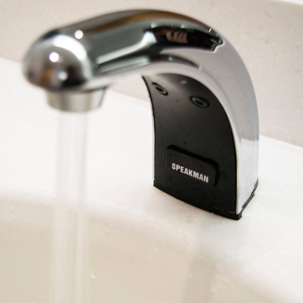 Chrome Electronic Bathroom Faucet U524