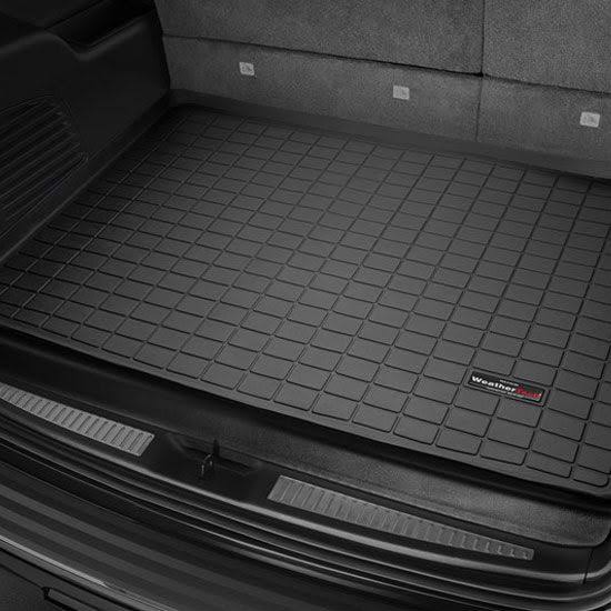 Black Cargo Liner R1749