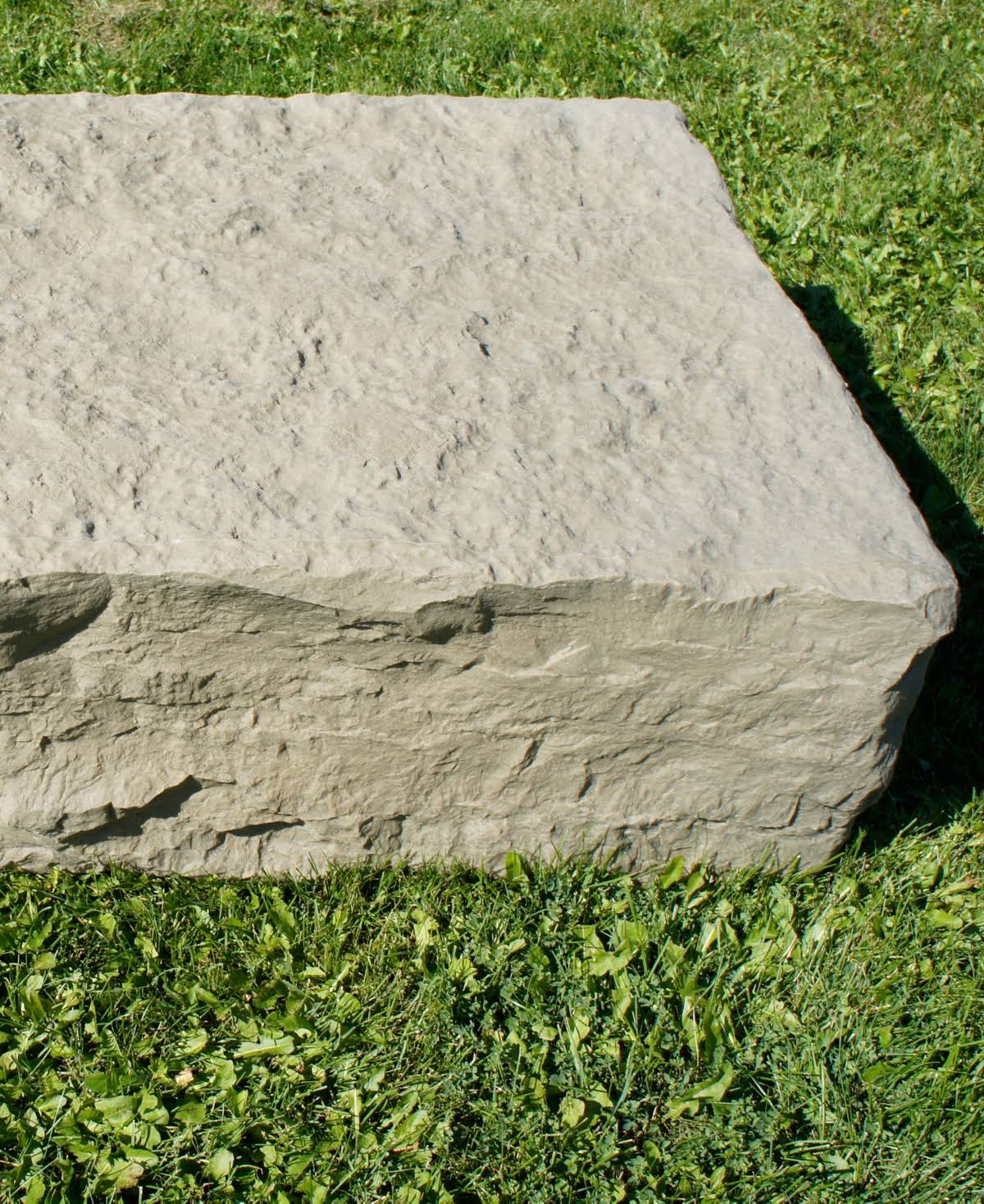 Full Landscape Rock - Grey/Armor Stone U20020