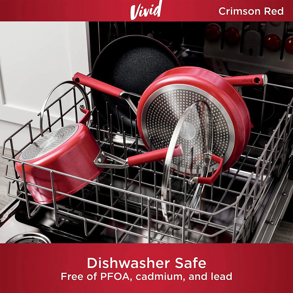 Crimson 2.5 Quart Saucepan with Lid P3965