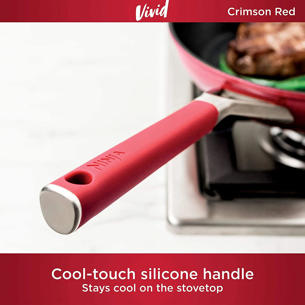 Crimson 2.5 Quart Saucepan with Lid P3965