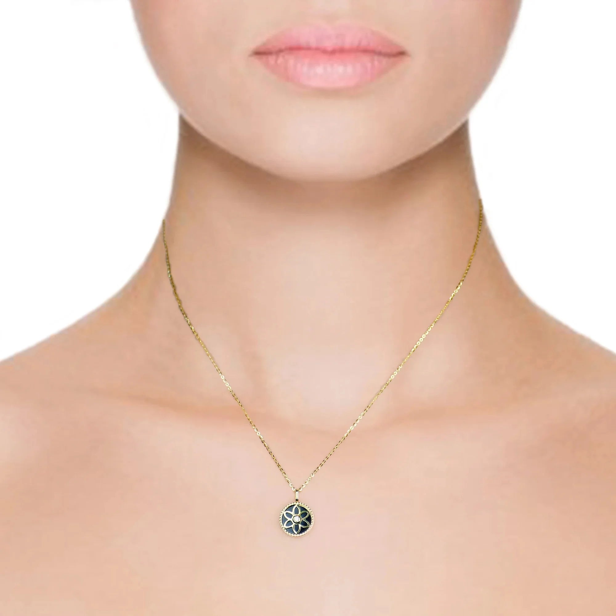 18k Yellow Gold Diamond Black Agate Necklace W945