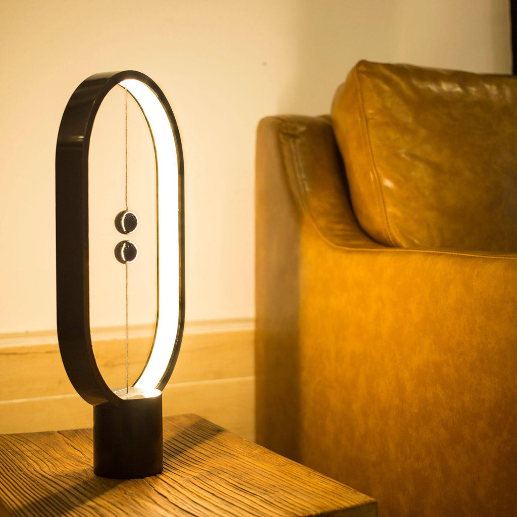 Dark Wood Balance Lamp Y68524