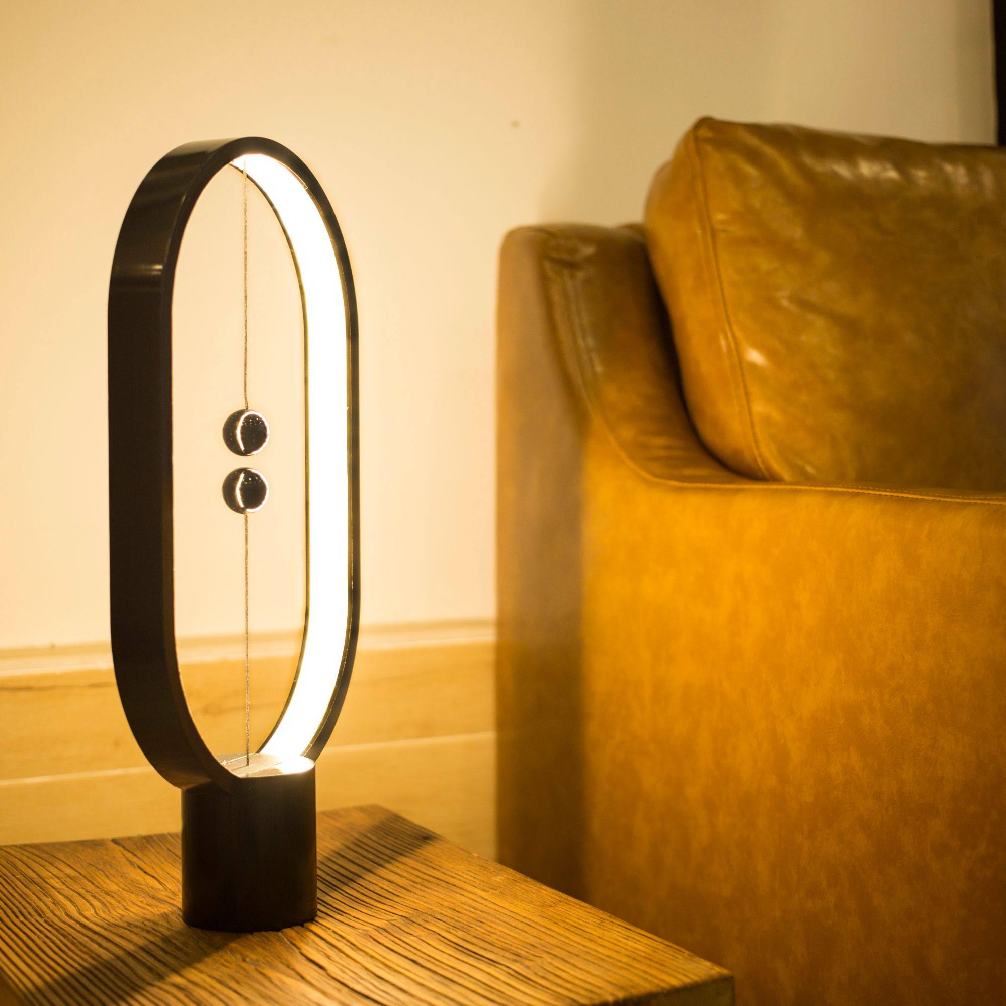 Dark Wood Balance Lamp Y68524