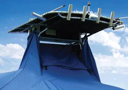 Boat Cover with Fixed T-Tops and Bow Rails P310
