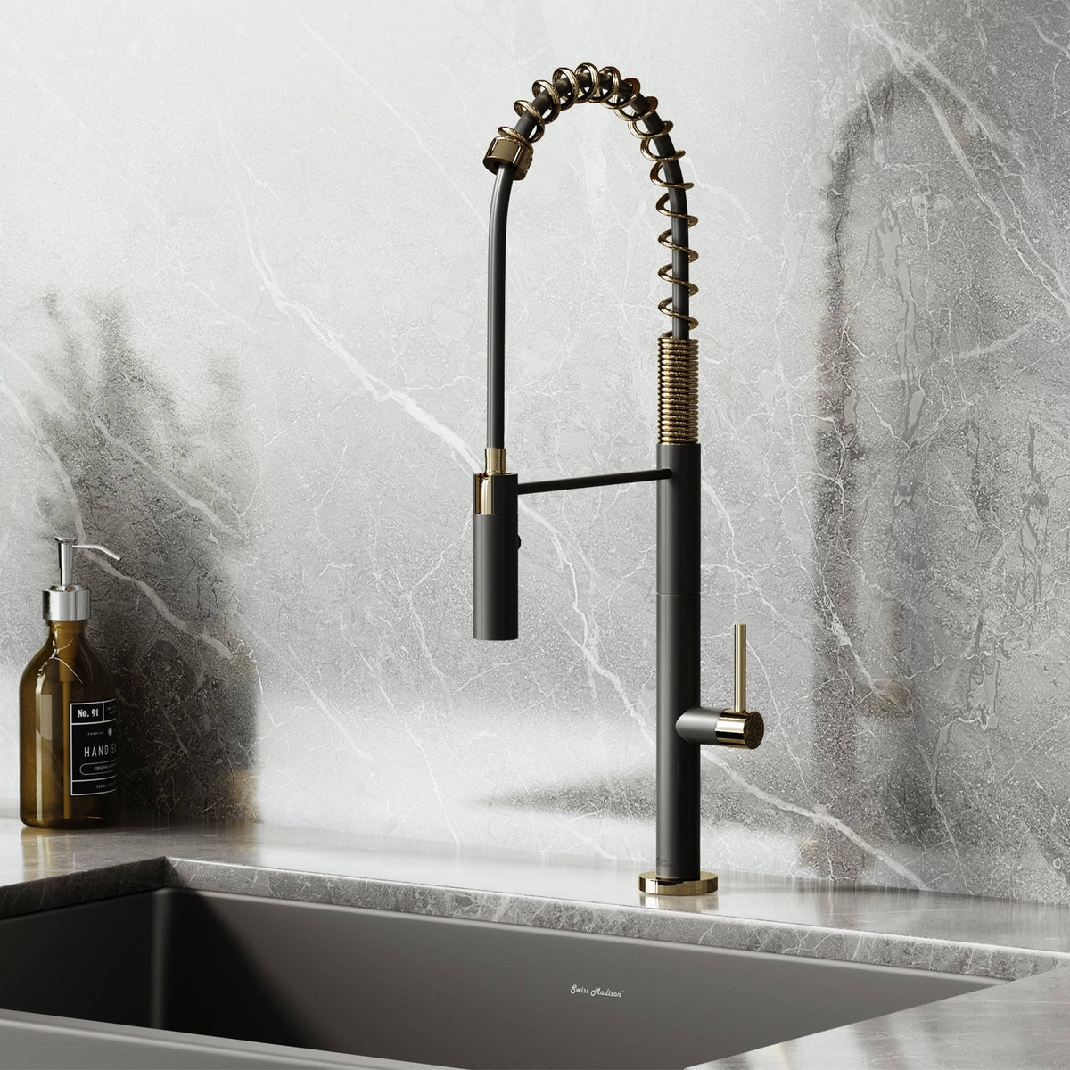 Brushed Gold/Black Pull Out Single Handle Kitchen Faucet G9248
