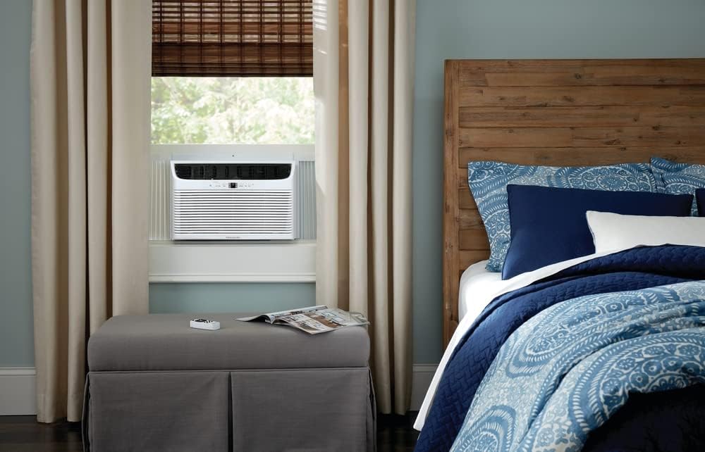 White 8,000 BTU Window-Mounted Slider Casement Air Conditioner I40127